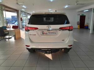 Toyota Fortuner 2.8GD-6 Raised Body automatic - Image 4