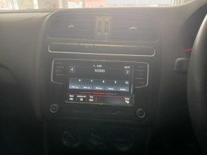 Volkswagen Polo Vivo 1.4 Comfortline - Image 16