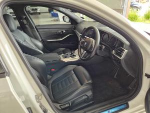 BMW 320i M Sport automatic - Image 12