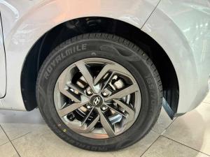 Hyundai Grand i10 1.0 Fluid - Image 15