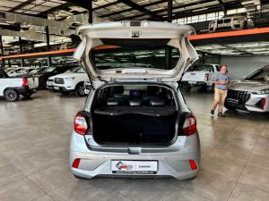 Hyundai Grand i10 1.0 Fluid - Image 8