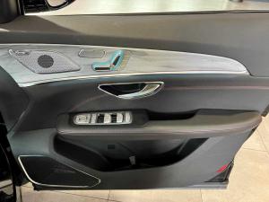 Jetour X70 Plus 1.5T Momentum - Image 18