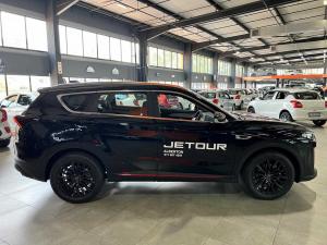 Jetour X70 Plus 1.5T Momentum - Image 5