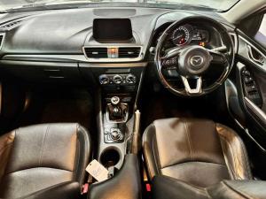 Mazda MAZDA3 1.6 Dynamic - Image 10