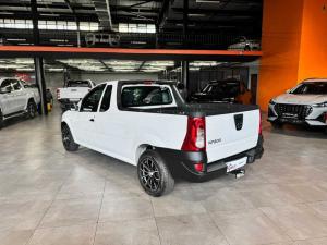 Nissan NP200 1.6 Safety PackS/C - Image 5