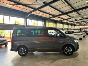 Volkswagen T6.1 Caravelle 2.0 Bitdi Highline DSG 4MOT - Image 4
