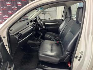 Toyota Hilux 2.0 VvtiP/U Single Cab - Image 12