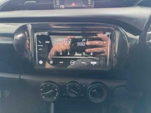 Toyota Hilux 2.0 VvtiP/U Single Cab - Image 17