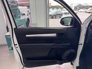 Toyota Hilux 2.0 VvtiP/U Single Cab - Image 18