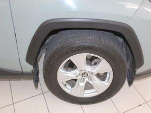 Toyota RAV4 2.0 GX CVT - Image 4