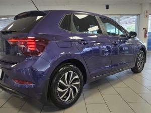 Volkswagen Polo hatch 1.0TSI - Image 11
