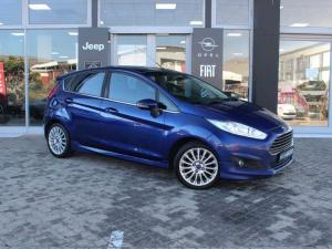 2016 Ford Fiesta 5-door 1.0T Titanium