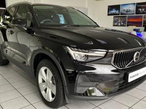 2024 Volvo XC40 B3 Essential