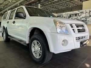 2013 Isuzu KB 240 double cab LE