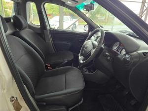 Nissan NP200 1.6 Safety PackS/C - Image 12