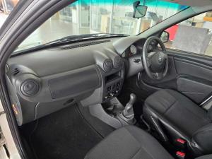 Nissan NP200 1.6 Safety PackS/C - Image 15