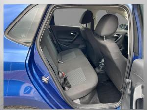 Volkswagen Polo Vivo hatch 1.6 Comfortline auto - Image 4