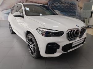 2022 BMW X5 xDRIVE30d M Sport