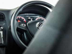 Volkswagen Polo Vivo hatch 1.4 Life - Image 12