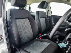 Volkswagen Polo Vivo hatch 1.4 Life - Image 14