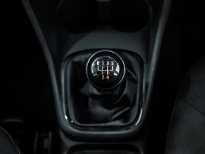 Volkswagen Polo Vivo hatch 1.4 Life - Image 18