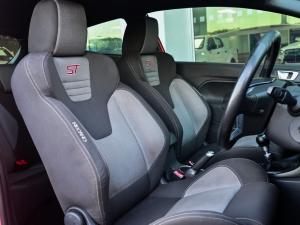 Ford Fiesta ST - Image 15