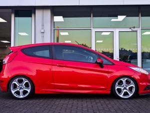 Ford Fiesta ST - Image 2
