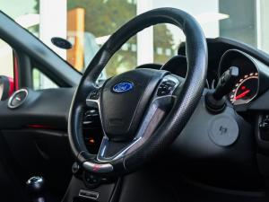 Ford Fiesta ST - Image 9