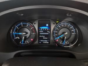 Toyota Hilux 2.8GD-6 double cab Legend auto - Image 12