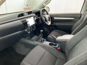 Toyota Hilux 2.4GD-6 Xtra cab Raider manual - Image 7