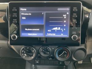 Toyota Hilux 2.4GD-6 Xtra cab Raider manual - Image 14