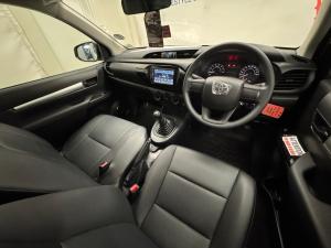 Toyota Hilux 2.0 single cab S (aircon) - Image 7