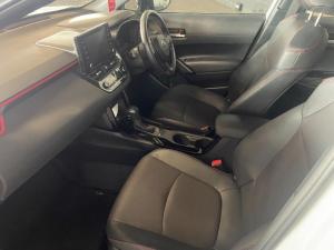 Toyota Corolla Cross 1.8 GR-S - Image 6