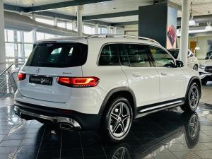 Mercedes-Benz GLB GLB220d 4Matic Progressive - Image 2
