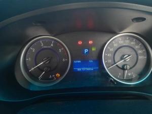 Toyota Hilux 2.4 GD-6 SRX 4X4 automaticS/C - Image 13