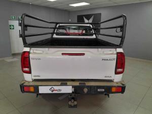 Toyota Hilux 2.4 GD-6 SRX 4X4 automaticS/C - Image 4