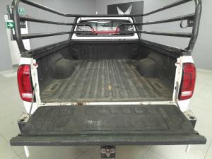 Toyota Hilux 2.4 GD-6 SRX 4X4 automaticS/C - Image 5