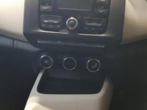 Nissan Magnite 1.0 Turbo Visia manual - Image 11