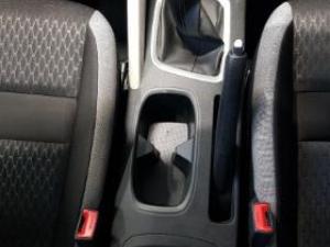 Nissan Magnite 1.0 Turbo Visia manual - Image 17