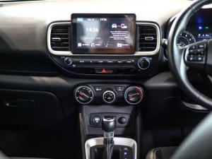 Hyundai Venue 1.0T Fluid auto - Image 11