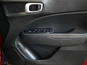 Hyundai Venue 1.0T Fluid auto - Image 17