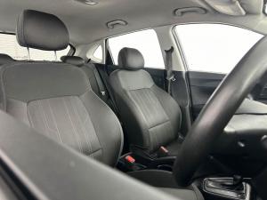Hyundai i20 1.4 Motion automatic - Image 16