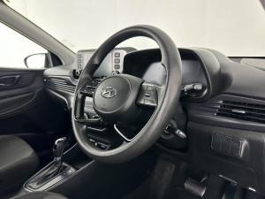 Hyundai i20 1.4 Motion automatic - Image 17