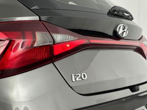 Hyundai i20 1.4 Motion automatic - Image 19