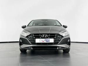 Hyundai i20 1.4 Motion automatic - Image 5