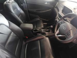Hyundai Tucson 2.0 Premium automatic - Image 8