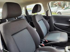 Volkswagen Polo Vivo 1.6 Comfortline TIP - Image 13