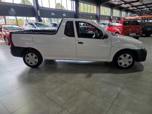 Nissan NP200 1.6 Safety PackS/C - Image 4