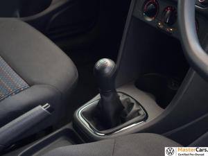 Volkswagen Polo Vivo 1.4 Trendline - Image 12