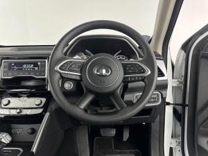 GWM P-SERIES 2.0TD SX 4X4 automatic D/C - Image 10